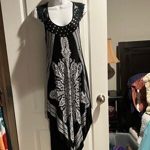 Chic Asymmetrical Black and White Dress